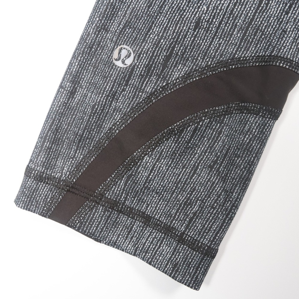Lululemon Run Inspire Crop II Leggings Black‎ Gray Athletic Womens Size 6